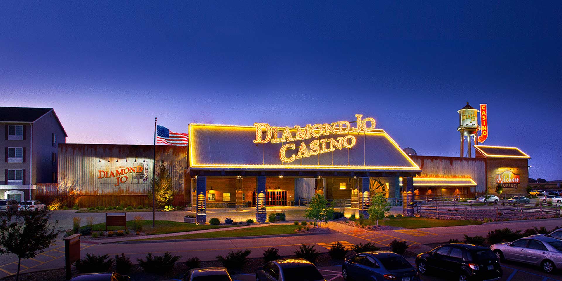 Diamond Jo Casino & Hotel at night
